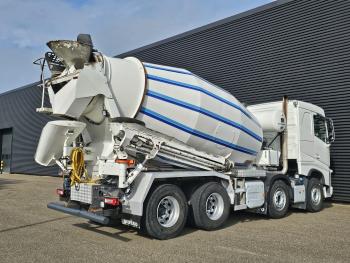 FH 540 8x4  / BOOGIE LIFT / 10m3 PUTZMEISTER - CONCRETE-MIXER / BETON-MISCHER